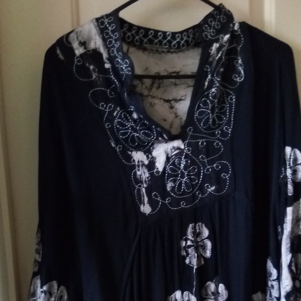 LSI Blouse